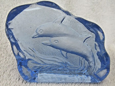 Paperweight – DOLPHINS in Blue Sea, art-glass, 1.5 x 7.5 x 2.5cm, vgc