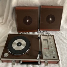 Vintage Sanyo portable