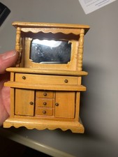 Hickleton Interiors 1:12 Dolls