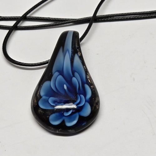 Blue flower with black - blue,