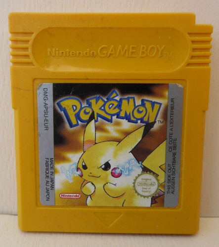 Nintendo gameboy game pokemon - game,