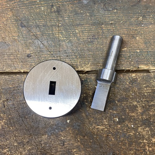 Fly press rectangular punch - fly,