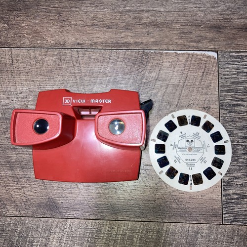 Vintage view master with - d,