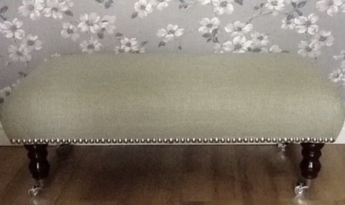 New footstool laura - a, in