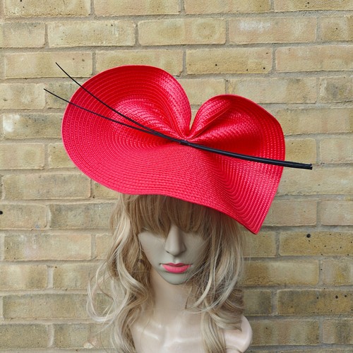 Red fascinator black ostrich - red,