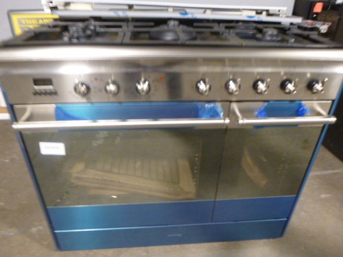 Smeg range cooker - smeg, stainless