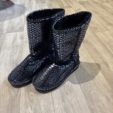 Women’s Bearpaw Viper Boots