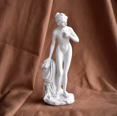 Venus italica statue aphrodite - venus,