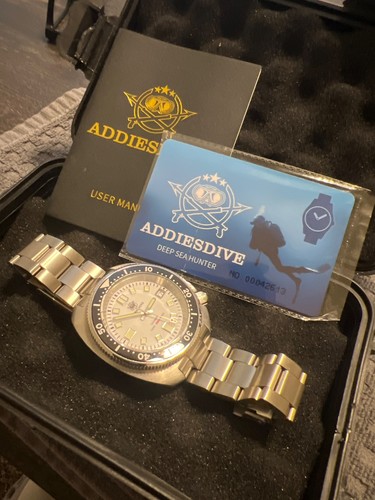 Addiesdive deep sea - deep, hunter