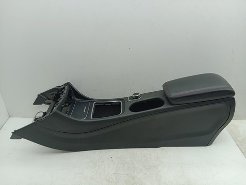 Mercedes class centre - class,