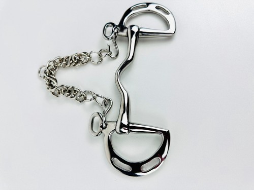 Slotted cheek port mouth - cheek,