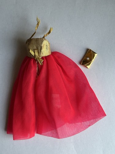 Vintage 1970s pippa doll - 🩷,