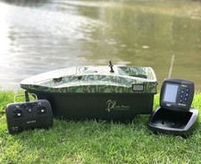 Lake Reaper Carp Fishing Bait Boat LED GPS Fish Finder Single Hand Control Camo