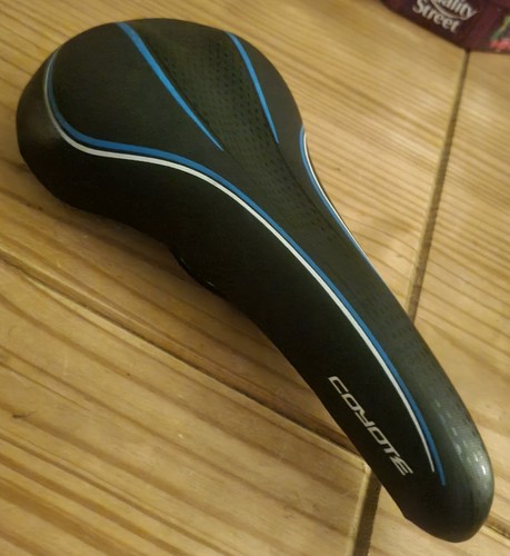 Coyote road bike saddle - road,