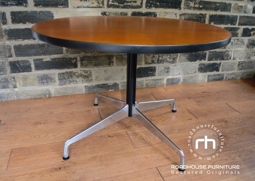 Herman miller eames - miller, segmented