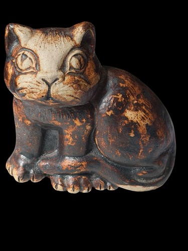 Sitting cat figurine - cat, by