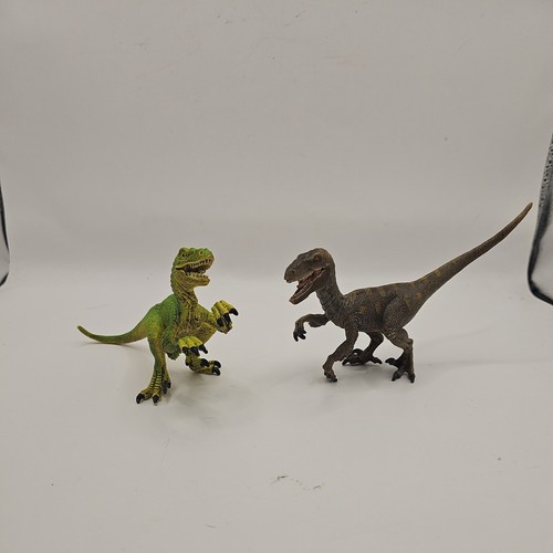 Schleich dinosaur velociraptor - dinosaur,
