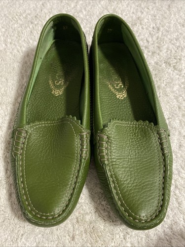 Very nice studded moccasins