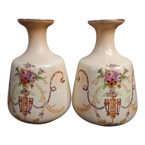 Crown ducal vase hand painted - crown,