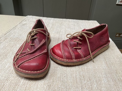 Red dead unusual tan - dead,