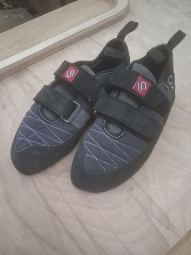 Five ten coyote climbing shoes - climbing,