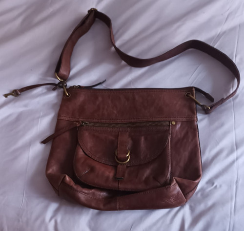 Fossil leather crossbody - fossil.,