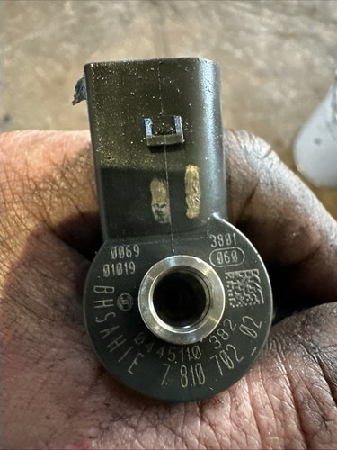 Bmw diesel injector - bmw,