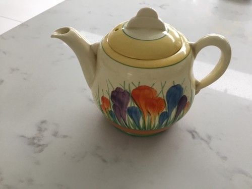 Clarice cliff newport pottery - clarice,