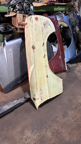 Mercedes benz w115 - benz, w114