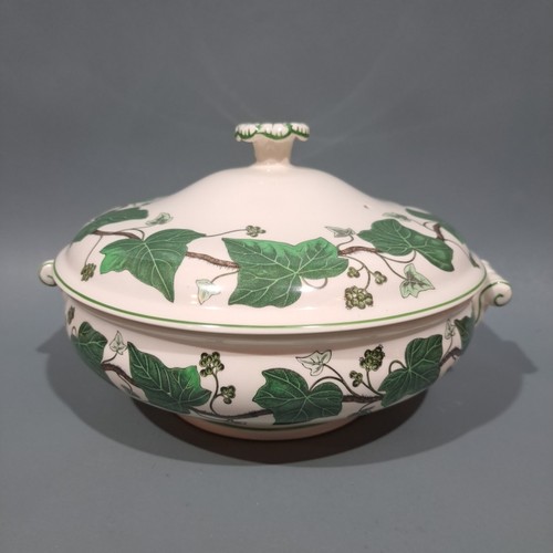 Wedgwood napoleon ivy - napoleon, “