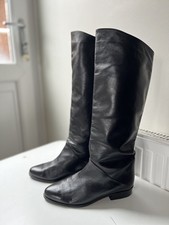 Women’s KURT GEIGER Knee