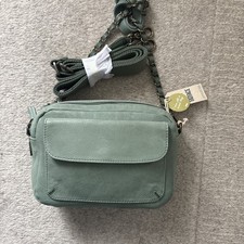 Fat Face 'The Oslo Camera Bag' handbag shoulder pale GREEN leather BNWT 