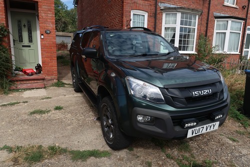 2017 isuzu max huntsman - isuzu,