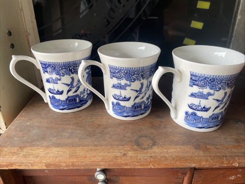 Vintage churchill blue willow - vintage,
