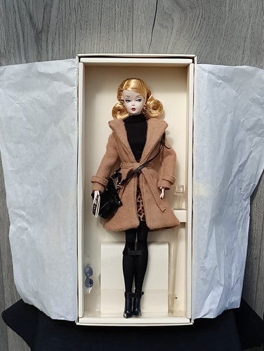 Barbie classic camel - barbie,
