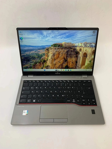 Fujitsu lifebook u7411 14 - fujitsu,