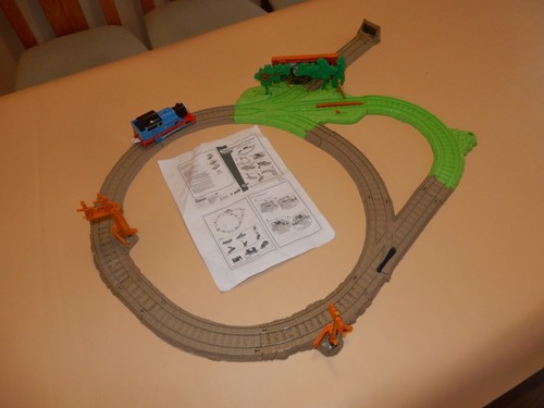Thomas friends trackmaster - thomas,