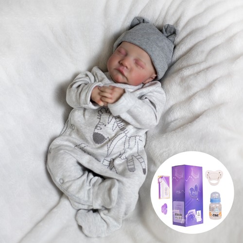 Real lifelike reborn baby - reborn,