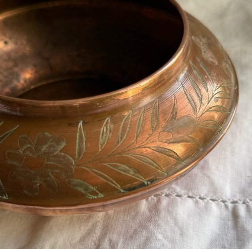 Vintage exquisite engraved - exquisite,