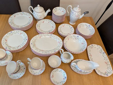 Johnson Brothers SUMMER CHINTZ