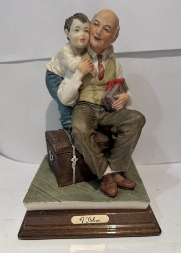 Very rare capodimonte figure - very,