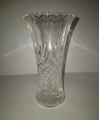 Vintage cut glass crystal - cut,
