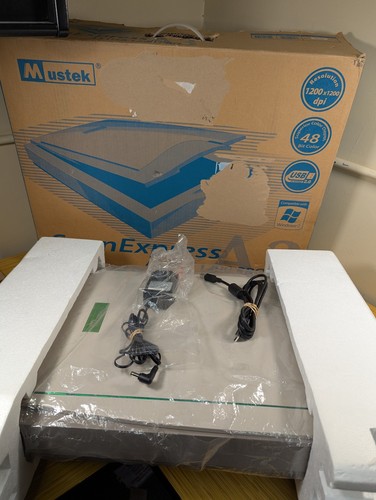 Mustek flatbed large format - large,