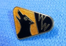WOLVERHAMPTON WANDERERS VINTAGE ORIGINAL COFFER   BADGE