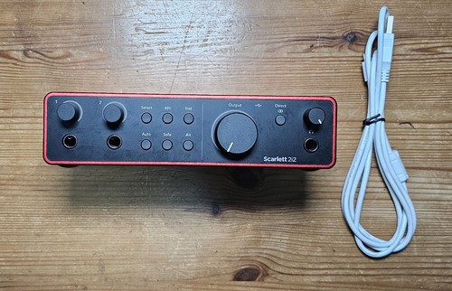 Focusrite scarlett 2i2 4th - focusrite,