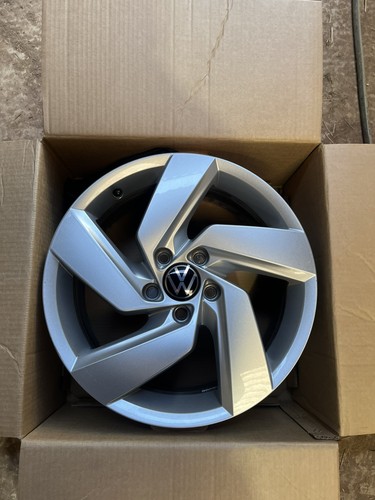 Volkswagon golf alloy - vw,