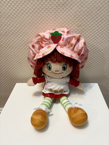 Strawberry shortcake plush - shortcake,