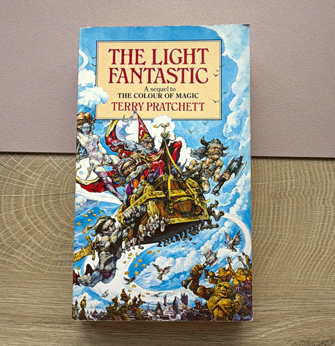 Terry pratchett the - pratchett, light