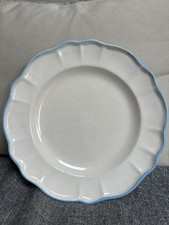 Jamie Oliver Fluted blue edge 10.75” dinner plate x 1 