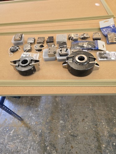 Whitehill spindle moulder - spindle, tool